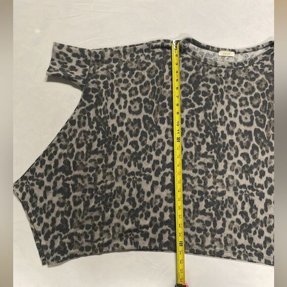Oddy Gray Leopard Print Oversized Tunic Top Women’s Size S/M - Picture 5 of 6